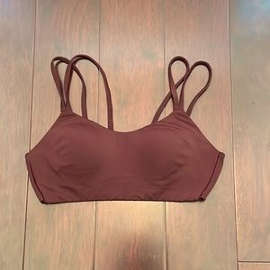 Lululemon like a cloud bra